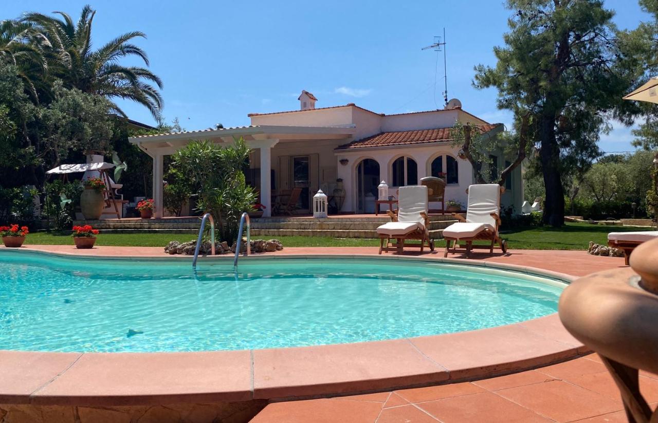 Villa Vittoria Vieste Bagian luar foto